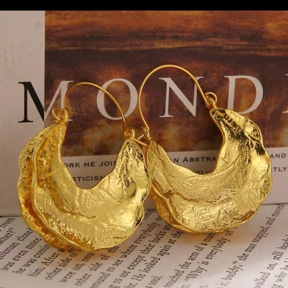 Zara Gold Textured Hoop Earrings - Picture 7 of 12